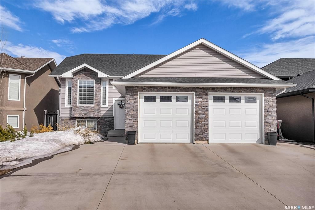 New property listed in Martensville